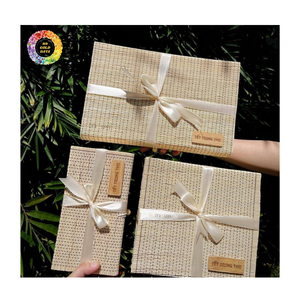 Panier de rangement enroulable en bambou, boîte cadeau naturelle fabriquée à la main, emballage de boîte cadeau en bambou de la meilleure qualité en bambou pour le stockage de cadeaux - Product Image 5