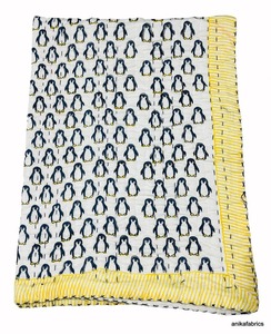 Compra al por mayor al mejor precio Algodón Lavado a máquina Reversible Handblock Impreso Katha Baby Edredón - Product Image 3