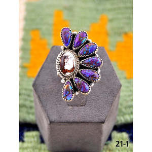 Bague ajustable artisanale en argent sterling avec dahlia violet serti clos et magnésite cheval sauvage, idéale pour un cadeau - Product Image 1