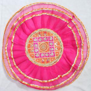 Couverture traditionnelle artisanale pour thali de puja, filet pour thali, thali posh avec gota, cadeaux de retour pour puja, accessoires pour temple et maison, emballage cadeau en tissu - Product Image 1