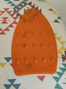 Tapis de repassage en silicone durable, résistant à la chaleur, accessoire de repassage protecteur, lavable, pliable, portable, fabriqué en Inde - Product Image 4