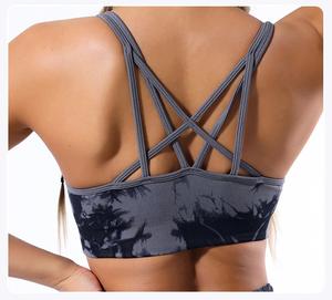 Ensemble de yoga personnalisé pour femmes, teinture tie-dye, tissu de haute qualité et à séchage rapide, meilleur ensemble de fitness pour femmes - Product Image 3
