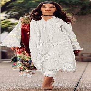 Traje Salwar Kameez Pakistaní para Bodas, Traje Salwar para Mujer con Decoración de Encaje, Disponible a Precio de Mayoreo - Product Image 4