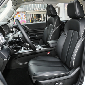 SUV Usado Verificado, Gasolina Turbo, Serie Tank, Inspirado en el Modelo 300/500 Sport, Caja de Cambios Automática, Tracción en las Cuatro Ruedas, Stock Japonés, Listo para Conducir - Product Image 4