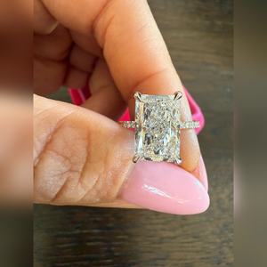 Bague en diamant de laboratoire taille radiant 4,00 carats VVS2 VVS1, or véritable personnalisé, pour fiançailles et demande en mariage, prix de gros direct usine - Product Image 1