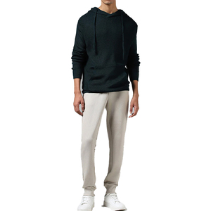 Sweat à capuche en tricot pour homme Smart Urban Fit, conçu pour une mobilité fluide avec un design équilibré et un look décontracté moderne - Product Image 2