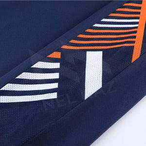 Dernier uniforme de basket-ball en polyester BSCI de haute qualité OEM Design personnalisé avec ensembles de basket-ball imprimés avec logo personnalisé - Product Image 3