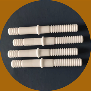 Tube en céramique d'alumine 95% à hautes températures pour des applications réfractaires de four en céramique industriel - Product Image 1