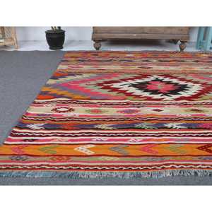 พรมคิลิม ขนาด 5.3x5.9 ฟุต พรมวินเทจ พรมลายทางสีแดง ทำจากขนสัตว์ - Product Image 5