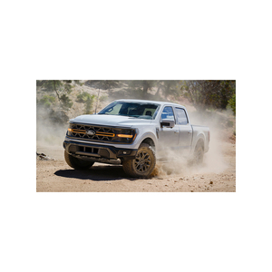 Les détaillants stockent des voitures Ford à vendre avec des occasions d'essai routier pour les clients - Product Image 2