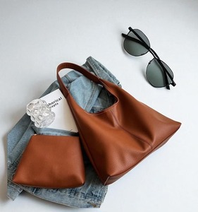 Sac à main classique en cuir pour femme avec sangle réglable, parfait pour le travail et les sorties de week-end, le plus vendu - Product Image 3