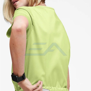 Nouveauté - Hauts classiques à col en V pour femmes - Couleurs et tailles personnalisables de haute qualité - Utilisation hospitalière - Product Image 5