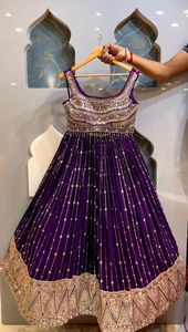 ชุดแต่งงานคุณภาพสูงชุดเย็บปักถักร้อย Lehenga Choli กับ Dupatta ผู้หญิงแฟชั่นผู้ผลิต - Product Image 2