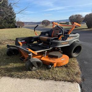 Achetez des tondeuses commerciales Scag dès aujourd'hui et profitez d'une livraison rapide, d'une qualité supérieure et d'une performance optimale pour tous vos besoins en aménagement paysager. Vente en gros. - Product Image 4