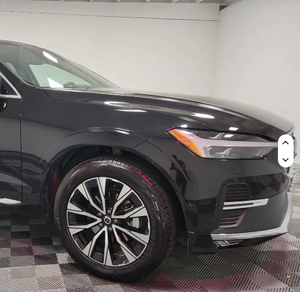 2023 pour Volvo XC60 B5 Plus thème sombre légèrement utilisé bon état sièges en cuir de direction gauche caméra arrière - Product Image 1