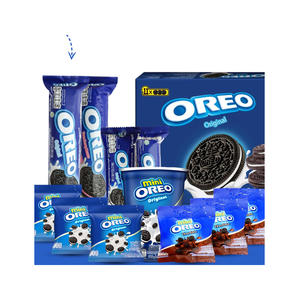 Biscuits sandwich Oreo Golden à la crème vanille 97g, cartons de 24 unités pour présentoirs de magasins et rayons de snacks, vente en gros - Product Image 1