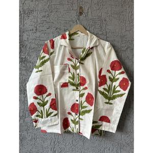 ชุดนอนกางเกงขาสั้นพิมพ์ลายดอกไม้สำหรับผู้หญิงชุดนอนใส่สบายผ้าคอตตอนพิมพ์ลายดอกไม้ชุดละ3ชิ้น - Product Image 3