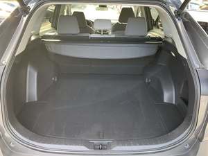 Toyota RAV4 XLE FWD 2022 Usada de Alta Gama - Product Image 5