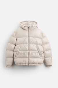 Veste matelassée en duvet de canard gris perle avec logo personnalisé, coupe régulière, col montant, poches zippées, vêtements d'extérieur d'hiver, vestes pour hommes - Product Image 2