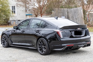 Cadillac CT5-V Blackwing Edición 120 Aniversario 2023, Impecable - Product Image 3