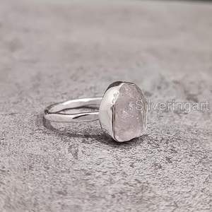 Bague pour femme en quartz rose naturel, pierre de naissance d'avril, martelée, cadeau de Noël, bijoux faits à la main, bague en argent sterling 925 - Product Image 2