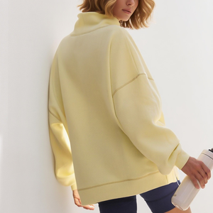 Sudadera con capucha de invierno de gran tamaño con cuello simulado para mujer, tela polar, ligera, transpirable con impresión de logotipo personalizado en la parte delantera - Product Image 4