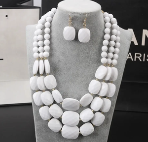 Collar de resina para mujer, joyería de moda con diamantes y cadena de eslabones para bodas y regalos inspirados en la India - Product Image 3