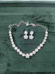 Pendientes de Araña Étnicos con Forma de Campana, Elegantes, Chapados en Oro, Collar de Aleación de Zinc con Circonita para un Look Glamuroso - Product Image 2