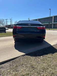 Voiture d'occasion de qualité abordable, Le-x-us ES 3-50 noire de 2014, conduite à gauche - Product Image 5