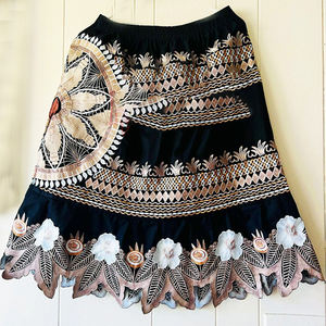 ชุดเดรสแขนพองลายชนเผ่ามิโครนีเซีย ลายพิมพ์แบบโพลินีเซีย ชุดมูมูสำหรับผู้หญิง ชุดมูมูพิมพ์ลายตามสั่งสำหรับเด็ก - Product Image 3