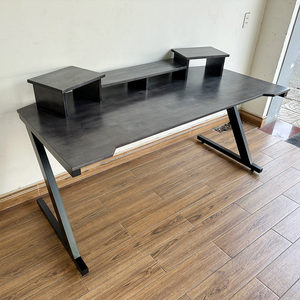 Industrial-Style Heavy Duty <b>Table</b> with Z-<b>Shaped</b> Iron Legs for Hospital and Home Use - Product Image 6