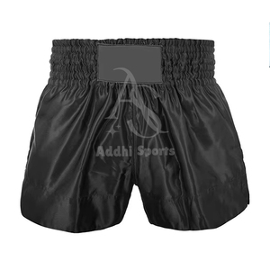 Pantalones cortos de Muay Thai de satén de poliéster ligero para hombre con bordado frontal personalizado Fabricante de pantalones cortos de kickboxing OEM - Product Image 2