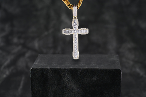 Personalizado 925 Plata Hip Hop Colgante Iced Street Moda Diseño Diamante Moissanite Personalizado Christian Cross Baguette Aleación Fina - Product Image 3