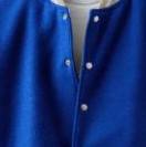 เสื้อแจ็คเก็ตเลตเตอร์แมนผู้ชายสำหรับฤดูหนาวน้ำหนักเบา คอตั้ง โลโก้ด้านหน้า สีและผ้าสั่งทำได้ คุณภาพสูง ดีไซน์ระบายอากาศได้ดี - Product Image 5