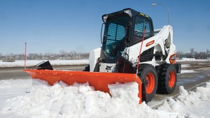 รถแทรกเตอร์ล้อ Ventrac T770 มือสอง สภาพดี 80 แรงม้า ขับเคลื่อน 4 ล้อ สำหรับงานเกษตร ก่อสร้าง และจัดสวน พร้อมรับประกัน 4 ปี - Product Image 2