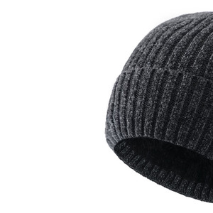 Gorros de Punto Unisex de Color Sólido de Primera Calidad, Estilo Urbano, Impresión de Logotipo Personalizado (Digital/Sublimación), Todos los Colores y Tallas para Adultos - Product Image 3
