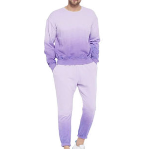 Achetez un ensemble de survêtement personnalisé pour homme, imprimé, en tissu de coton de haute qualité, séchage rapide, respirant, coupe ajustée, nouveau style élégant pour adultes - Product Image 1