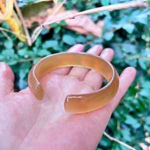 กำไลข้อมือแฟชั่นหรูหราสำหรับสาวๆ กำไลเขาควายขนาดใหญ่ สไตล์ใหม่ กำไลเขาทำมือ - Product Image 2