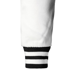 Veste universitaire personnalisée pour homme, noire et blanche, manches unies, boutonnée, décontractée, pour l'automne, avec broderie. - Product Image 6