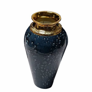 Elegante florero de hierro costero alto esmalte antiguo estampado oro acentos decoración del hogar centro de mesa de boda suministro al por mayor - Product Image 4