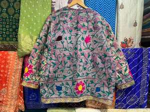 Handmade Suzani Embroidered Canvas Jacket: Indian Vintage Style - Product Image 5