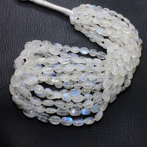 Perles de pierre de lune arc-en-ciel blanc Pierres de feu bleues ovales lisses 9X6MM & 12X9MM Approx. 15 ''pouce - Product Image 2