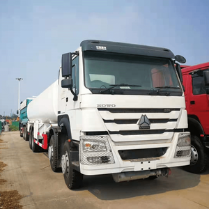 Camión Cisterna de Acero al Carbono Sino Howo 8x4 380HP LHD, Capacidad de 30,000 Litros, Motor Diésel, Nuevo y Usado, Tracción 6x4 - Product Image 2