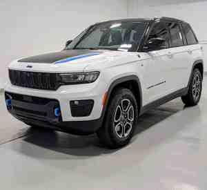 Jeep Grand Cherokee 4xe Trailhawk 4WD Sport Utility USADO 2024 - Product Image 1