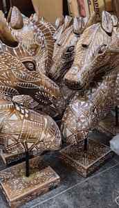 หัวสัตว์ทำจากไม้สั่งทำแกะสลักด้วยมืออย่างพิถีพิถันและทาสีด้วยมือเพื่อความสมบูรณ์แบบเหมาะสำหรับการตกแต่งบ้านและเป็นของขวัญ - Product Image 3