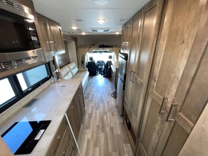 Remolque de Viaje Usado Tiffin Wayfarer 25JW 2023 con Tienda de Campaña en el Techo en Venta - Product Image 4