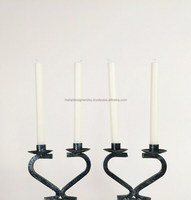 Bougeoirs noirs en fer forgé brutaliste espagnol vintage 2 bras en métal forgé pour la décoration de la maison