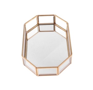HANDMADE DECORATIVE <b>TRAY</b> METAL <b>GOLD</b> COLOR DINNERWARE ALUMINIUM HEXAGON SHAPE DESIGN CHRISTMAS <b>SERVING</b> <b>TRAY</b> for HOTEL SUPPLIES - Product Image 1