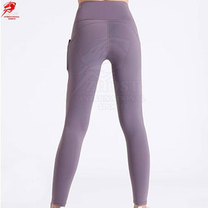 Leggings pour femmes de haute qualité, respirants, tricotés, écologiques, conçus pour le confort, la flexibilité et les séances d'entraînement quotidiennes - Product Image 3