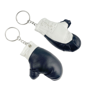 Porte-clés de gant de boxe avec logo personnalisé Porte-clés de gants de boxe mini 3d - Product Image 2